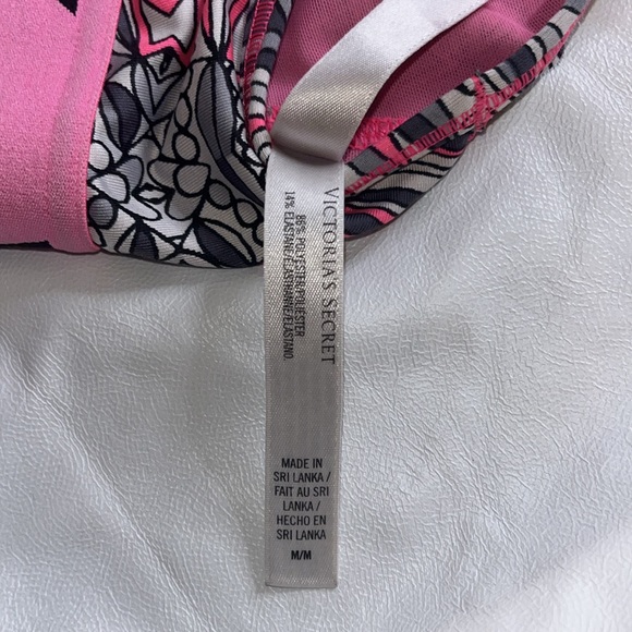 Victoria Secret sports bra - Picture 2 of 3